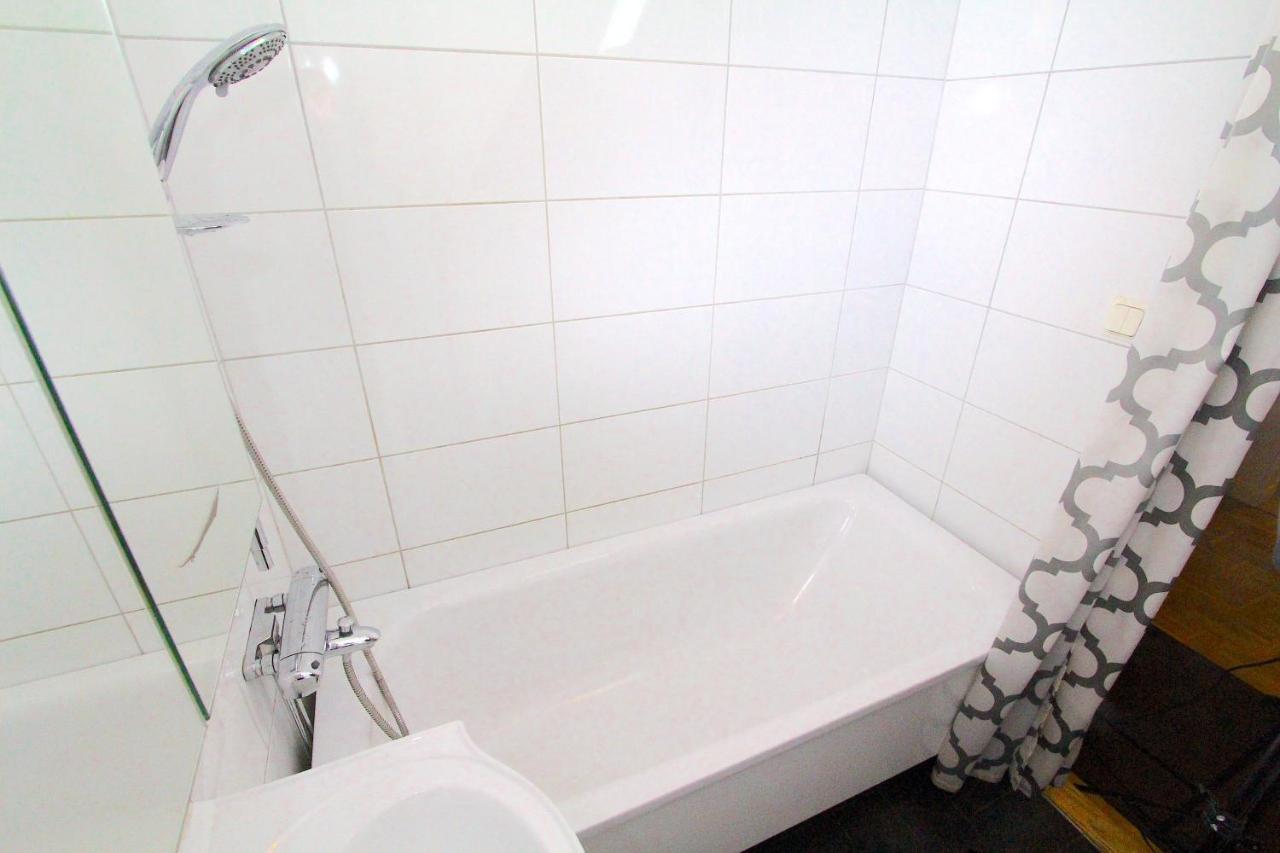Tallkrogen Romantic House - Upper Or Lower Apartment 斯德哥尔摩 外观 照片