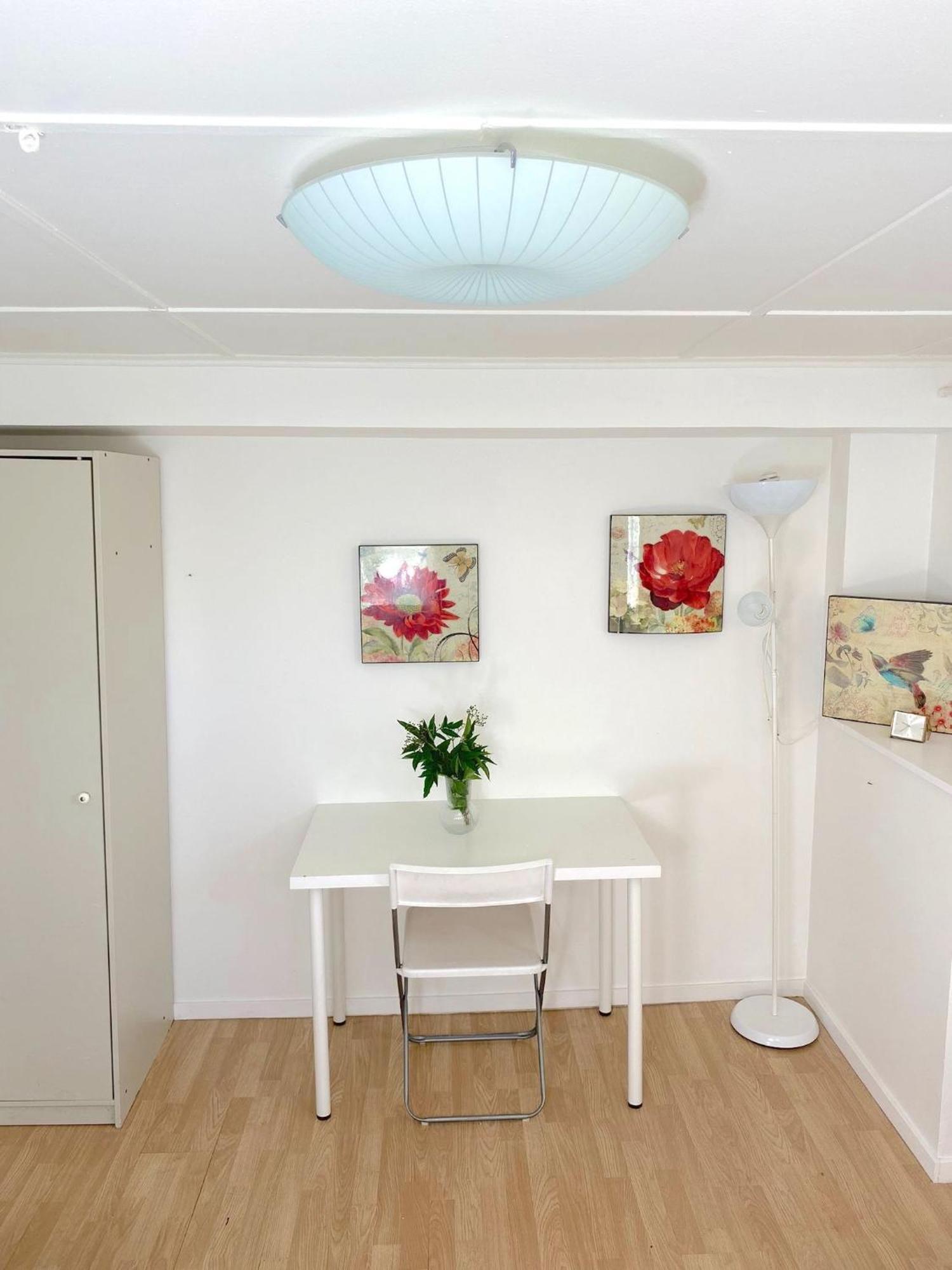 Tallkrogen Romantic House - Upper Or Lower Apartment 斯德哥尔摩 外观 照片