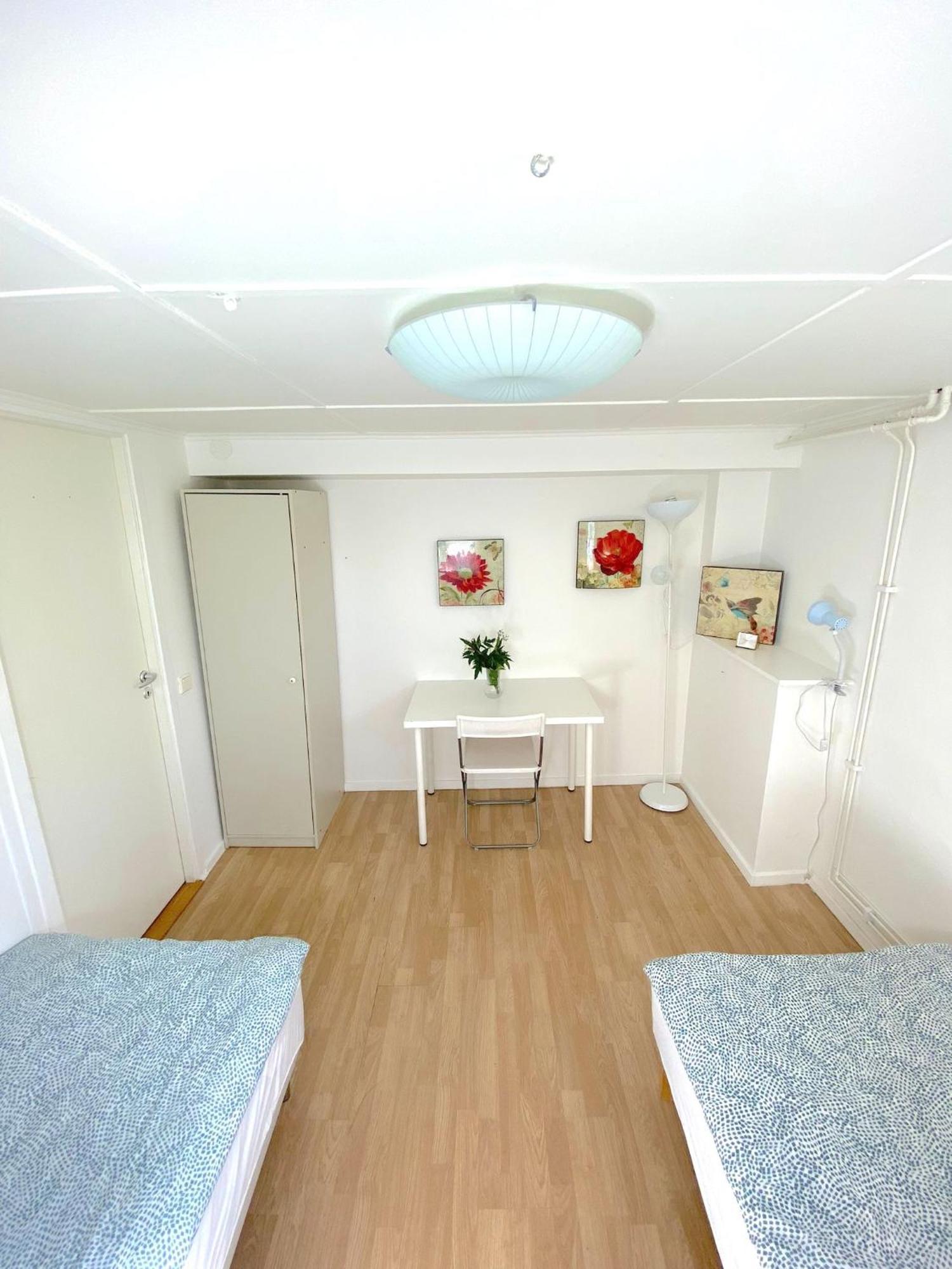 Tallkrogen Romantic House - Upper Or Lower Apartment 斯德哥尔摩 外观 照片