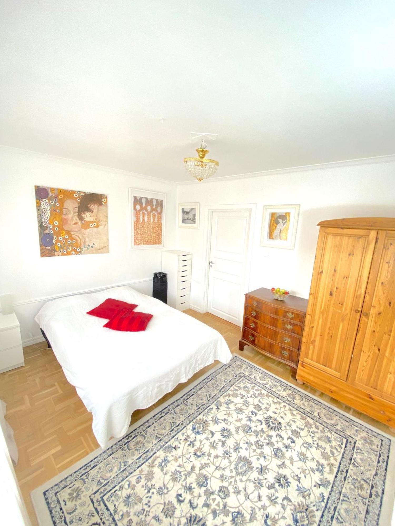 Tallkrogen Romantic House - Upper Or Lower Apartment 斯德哥尔摩 外观 照片
